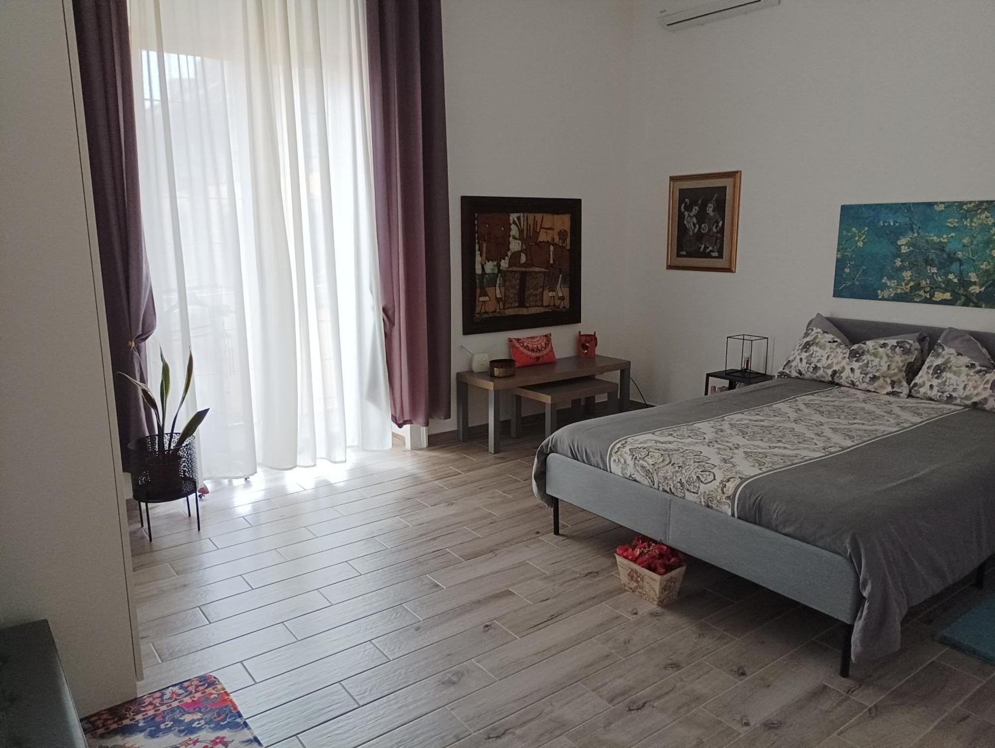 Sguardo Sul Duomo Apartment Naples Exterior photo